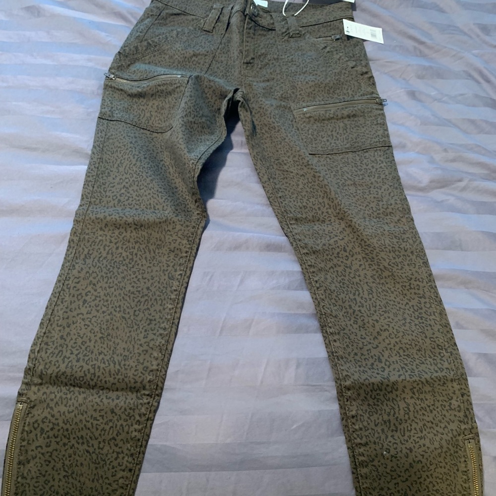 Joie pants